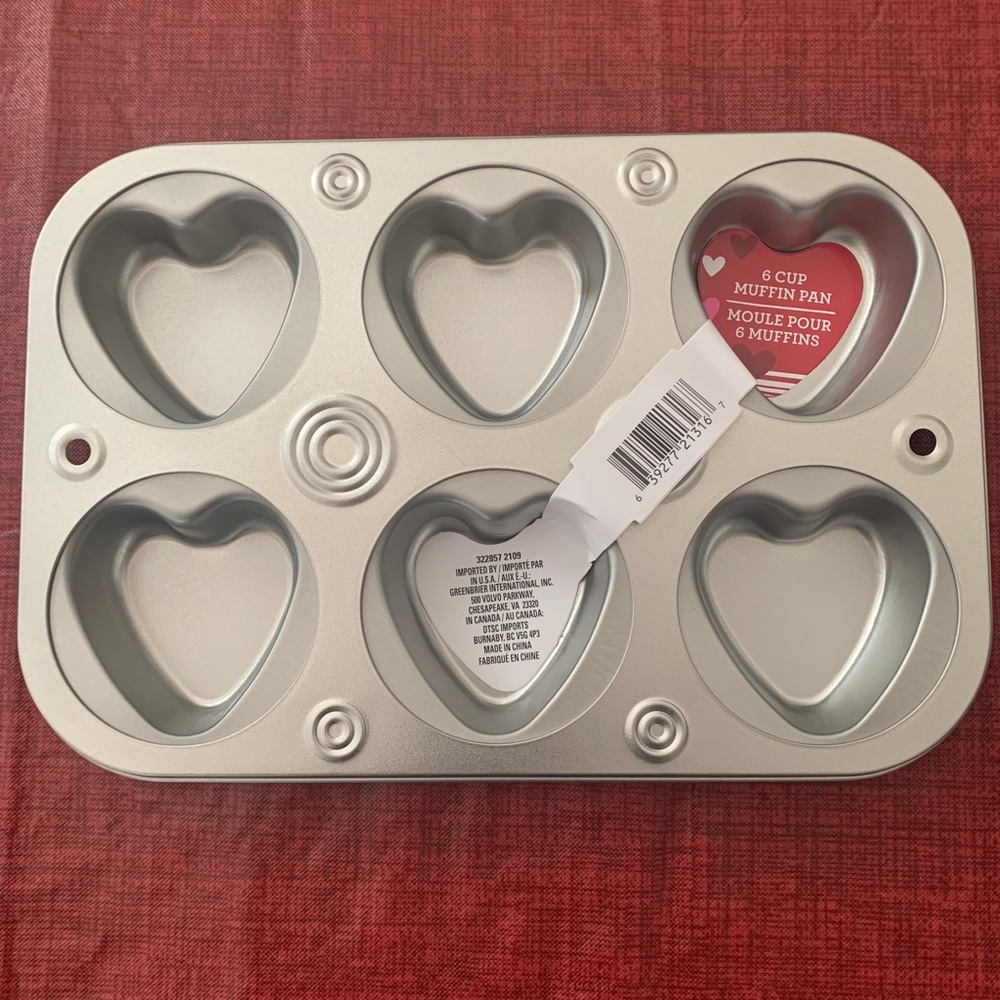 COPY - Heart Shaped Baking Pans!❤️